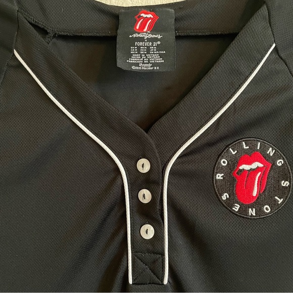 The Rolling Stones x Forever 21 Jersey Shirt Black Sz Medium - Picture 4 of 9
